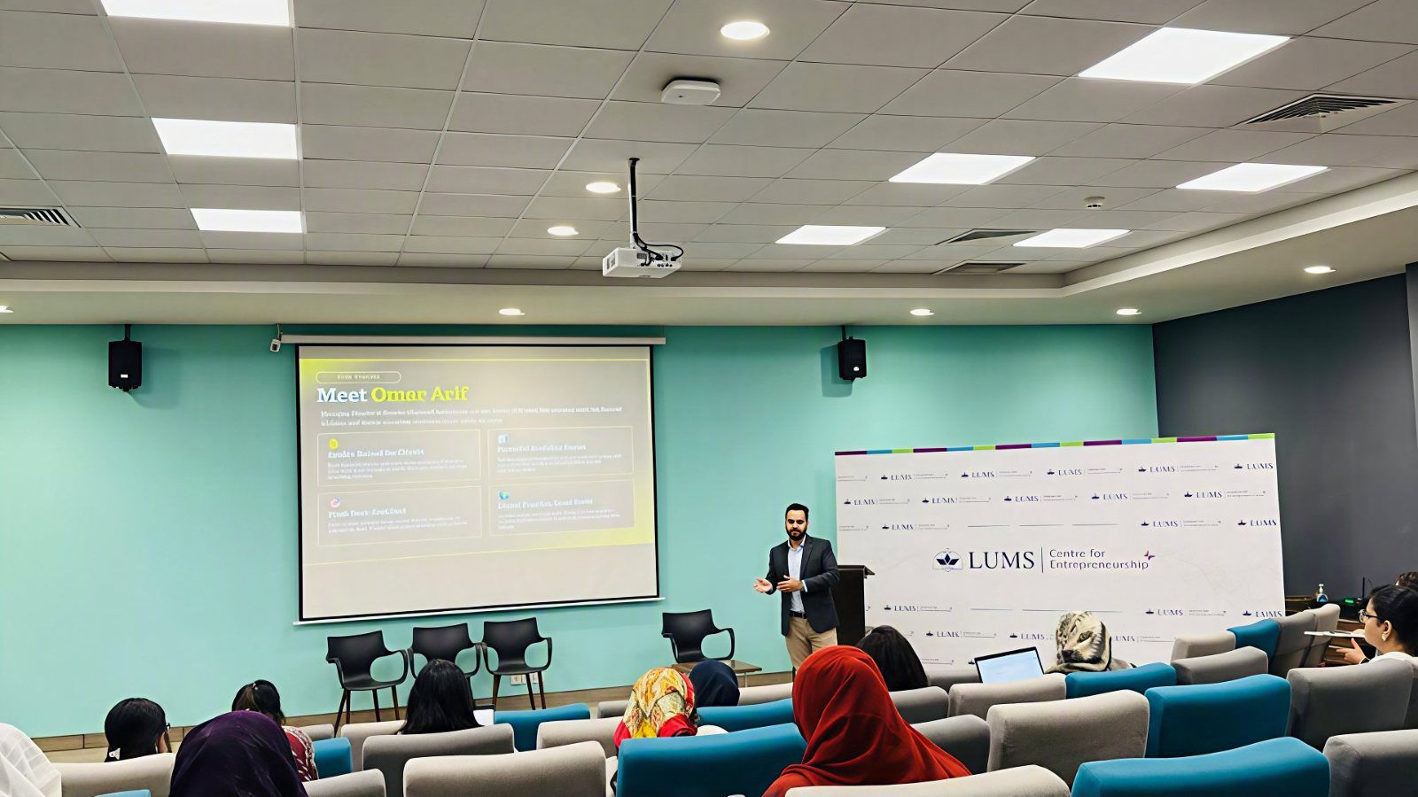 Omar Arif speaking at the LUMS Centre for Entrepreneurship
